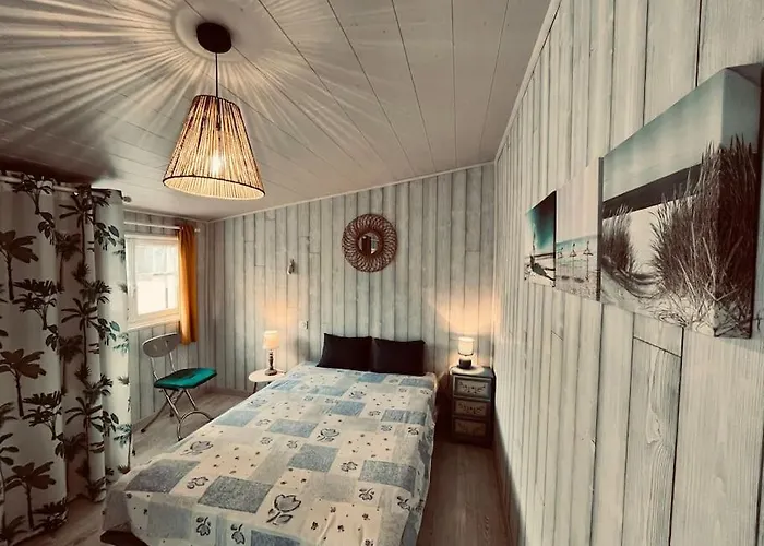 Maison De La Pinede, Acces Direct Foret Et Σπίτι διακοπών