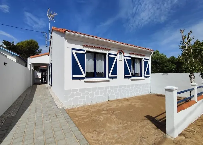 Maison De La Pinede, Acces Direct Foret Et Σπίτι διακοπών *