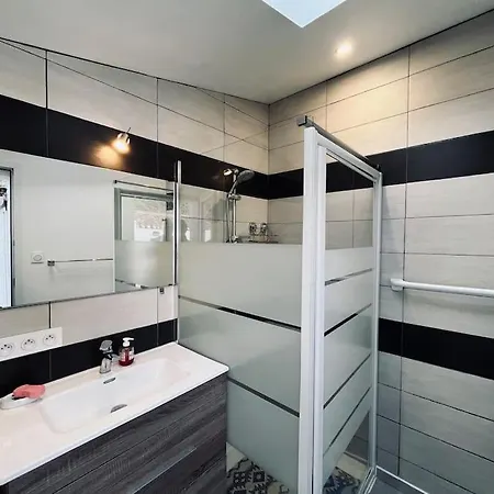 Maison De La Pinede, Acces Direct Foret Et Holiday home