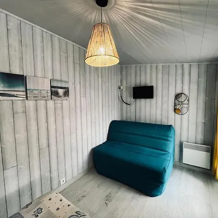 Holiday home Maison De La Pinede, Acces Direct Foret Et