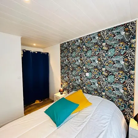 Holiday home Maison De La Pinede, Acces Direct Foret Et *